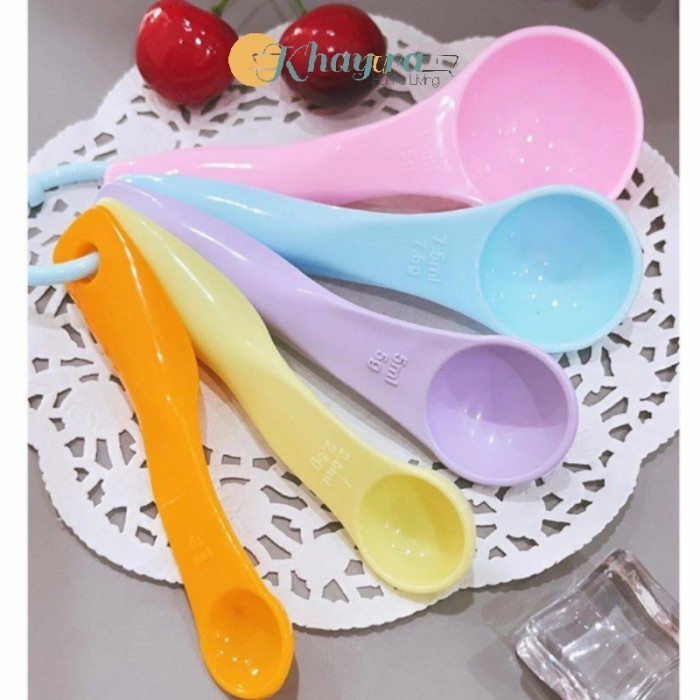

KC838 Sendok Takar Ukur 5 in1 Bahan Kue Bumbu Masakan Warna Plastik GRATIS ONGKIR
