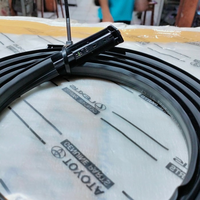 Karet List Atap Roof Vios Gen 2 Original