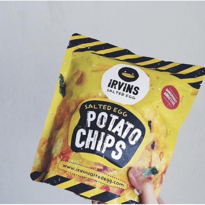 

READY STOCK [SMALL] IRVINS SALTED EGG POTATO CHIPS & FISH SKIN 105GRAM KECIL IRVIN !!!!!