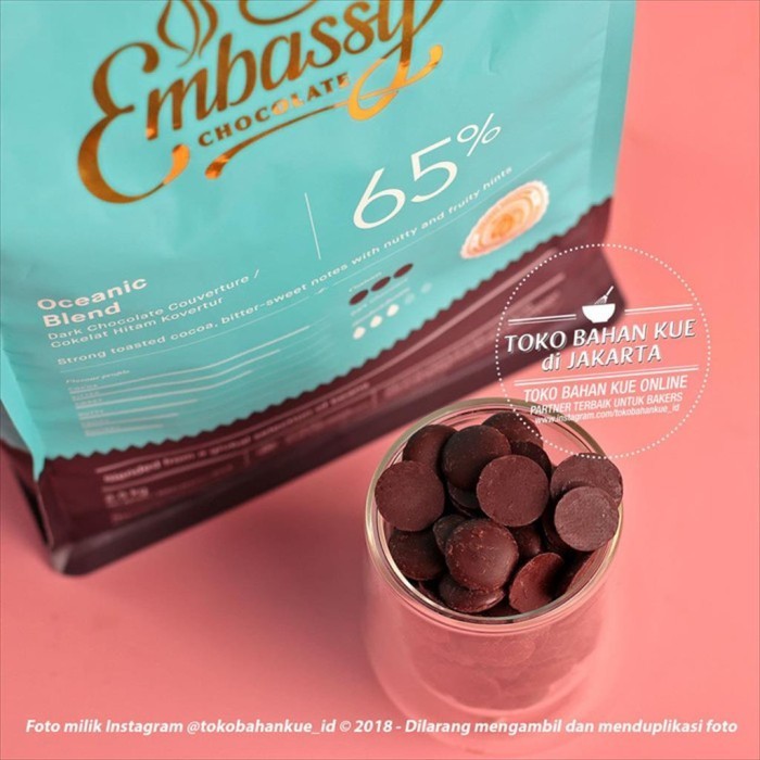 

Ready Embassy Chocolate - Oceanic Blend 65% 1kg Dark Couverture Tulip Coklat