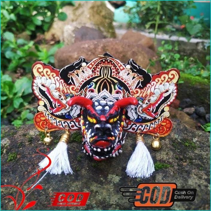 MINIATUR BARONGAN DEVIL PUTIH BERTANDUK BAHAN RESIN