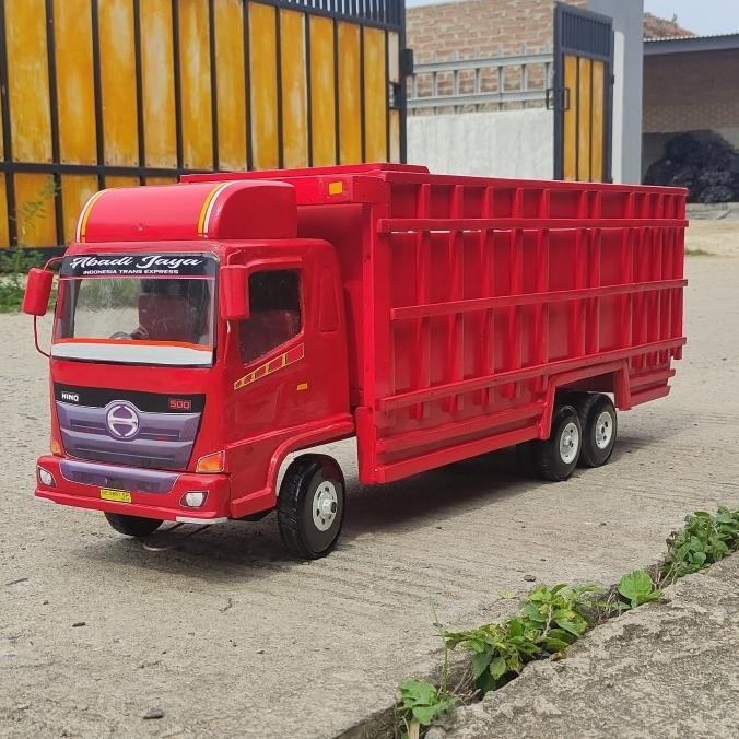 Mobilan Truk Oleng Fuso Jumbo Main Truck Oleng Kayu Bisa Dinaiki Anak