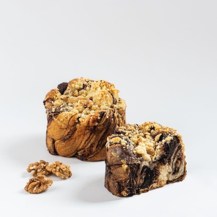 

CHOCOLATE WALNUT BABKA