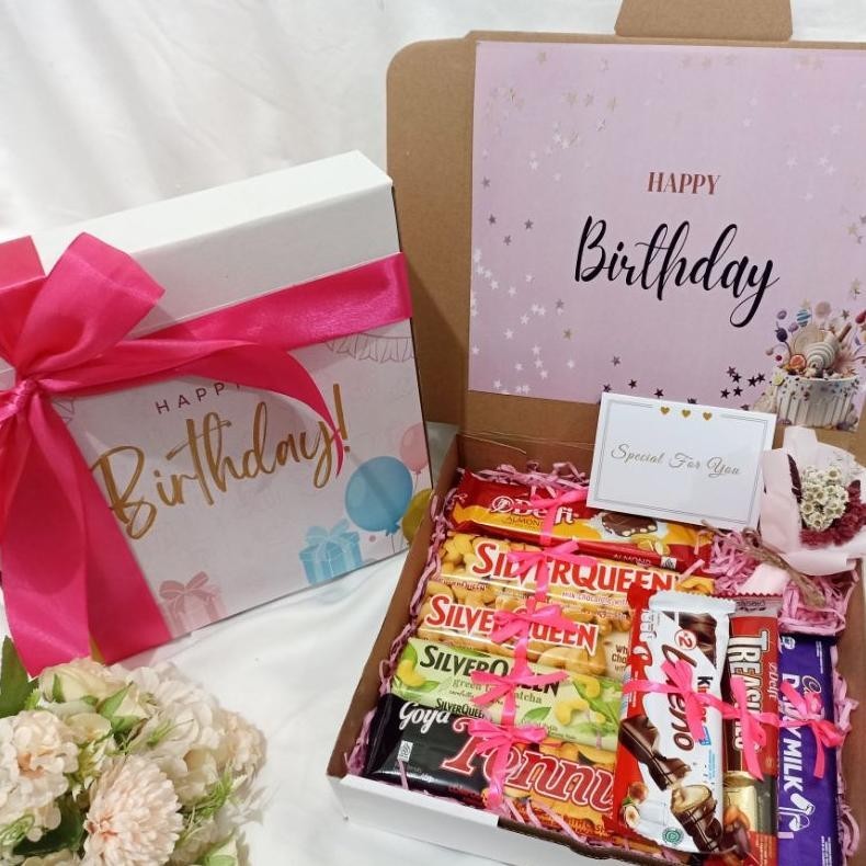 

Hampers/ Snack Box/ Kado Ulang Tahun/Valentine/Anniversary / Hadiah/ Gift / Box / Untuk Pacar / Coklat/Lebaran /Cemilan/anak/kado ulang tahun cewek / hampers Coklat