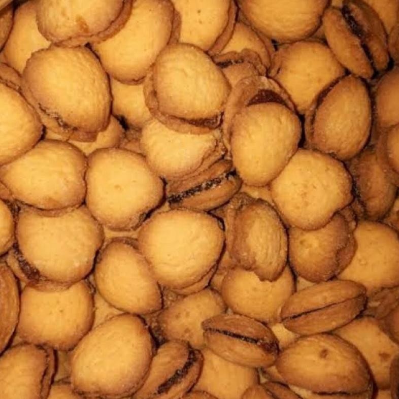 

COOKIES NANAS / KUE HATI 1 KG (NASTAR LOVE)