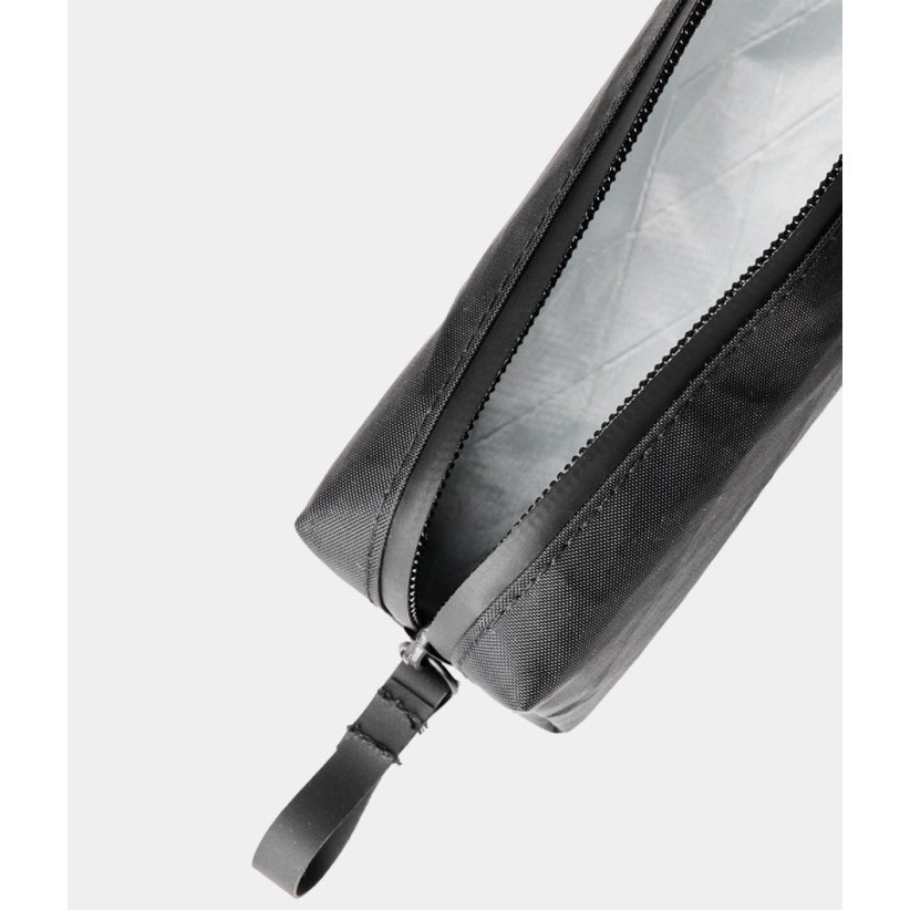 

TEMPAT PENSIL ALPAKA PENCIL CASE X-PAC SERIES HIGH TECH STATIONERIES