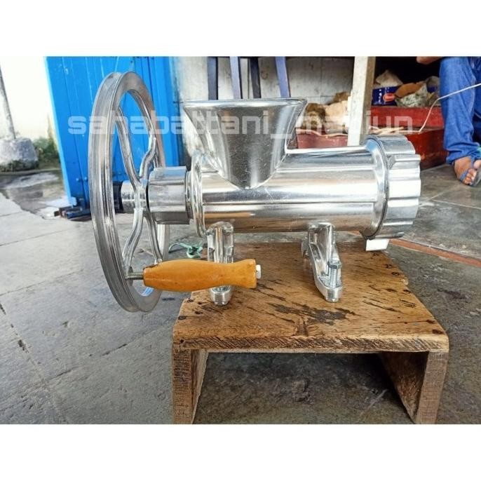 mesin gilingan daging stainless no. 32