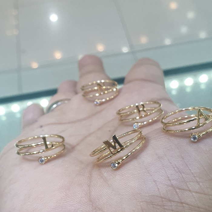 cincin spiral inisial emas terbaru