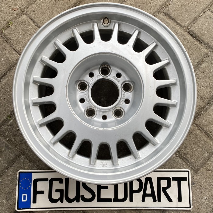 ORIGINAL BMW E34 VELG STYLE 2 R15