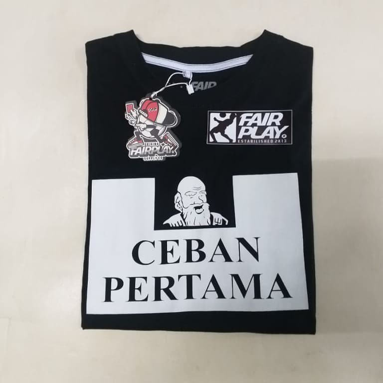 Kaos T Shirt Pria Orang Tua Ceban Pertama