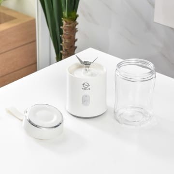 Kels Naoki Blender Portabel - Putih