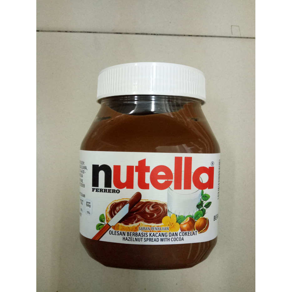 

Nutella Chocolate Spread / Selai Cokelat / Selai Roti - 680G