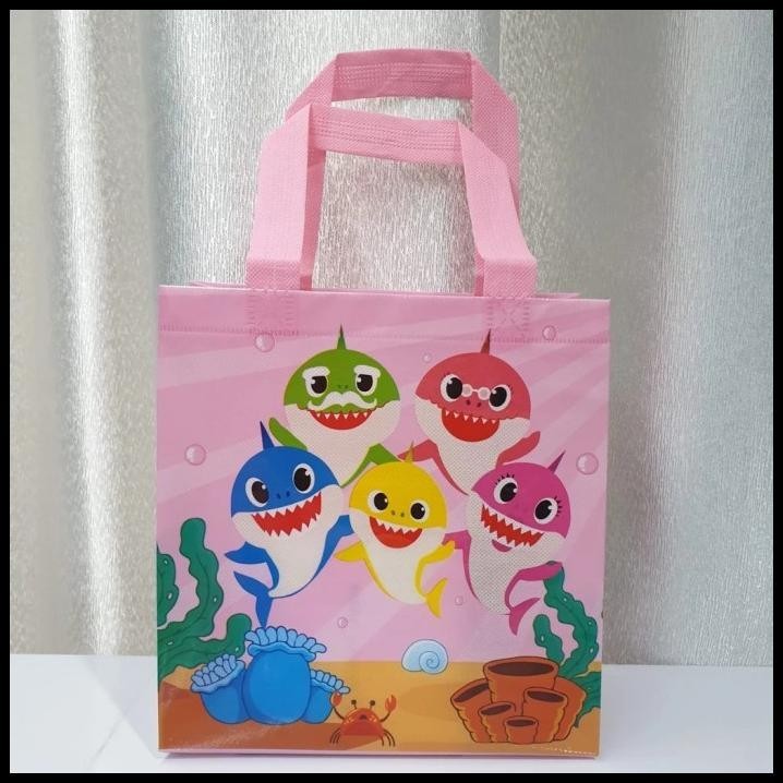 

GRATIS ONGKIR TAS SOUVENIR ULANG TAHUN ANAK / GOODIE BAG HBD / TAS ULTAH BABYSHARK !!!