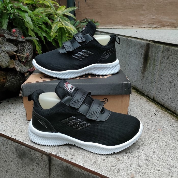 BRENDED sepatu sekolah anak laki-laki perempuan TK SD pro att jaguar hitam