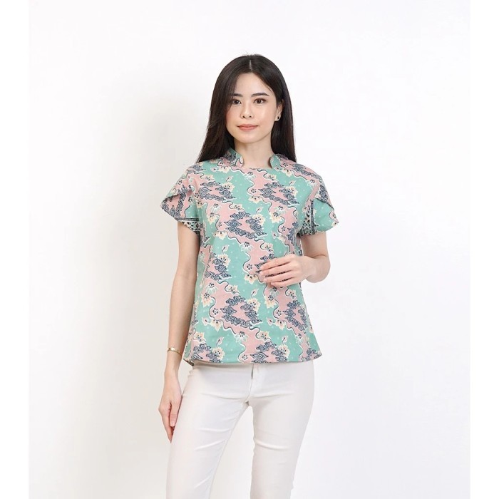 Baju Batik Kantor Modern Wanita Blouse Batik Lengan Pendek FERIS TOP K01