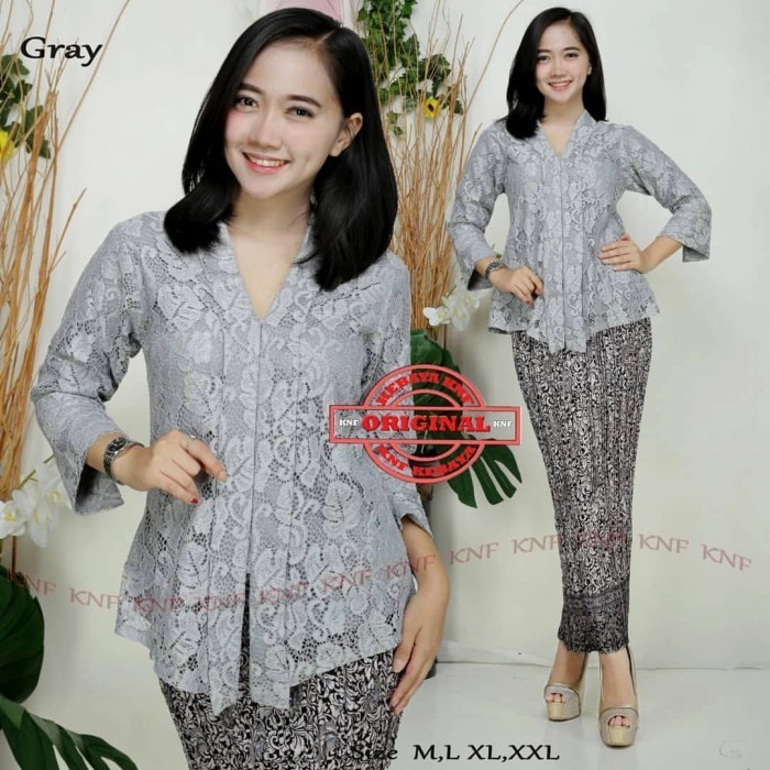Setelan Kebaya Floy Brokat Busui Warna Sier Abu-Abu / Kebaya Encim