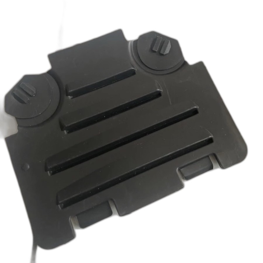 Cover Penutup Inner Fender Depan BMW E90 E91 E92