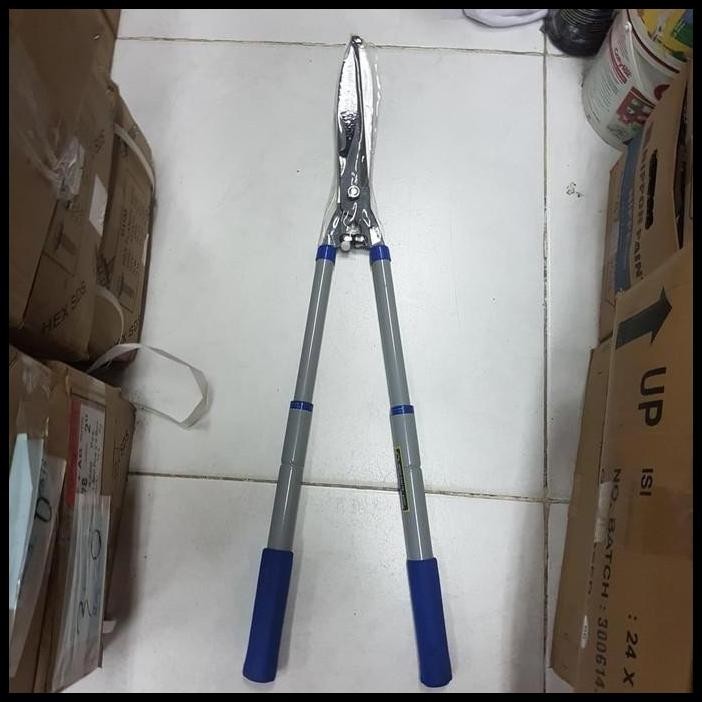 GUNTING RUMPUT 2 TANGAN DAHAN RANTING C-MART PANJANG PENDEK