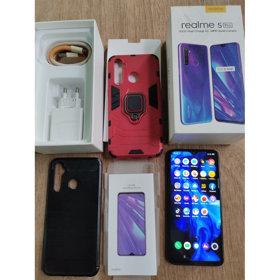 HP Realme 5 Pro Ram 8 Gb / 128 GB Snapdragon Full aksesoris mulus