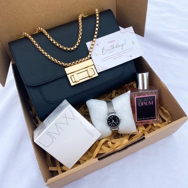 

[A6462]Hampers Gift Box Tas Salempang Clara/Kado Pacar/Kado Bestie/Hadiah Ulang Tahun Tas Cewek/Kado Wedding/Kado Anniversary/Kado Valentine/Kado Hari Ibu/Kado Hari Guru/Hampers Lebaran/Hampers Ramadan [Ready Cod[Terlaris]Produk][Gratis Ongkir]