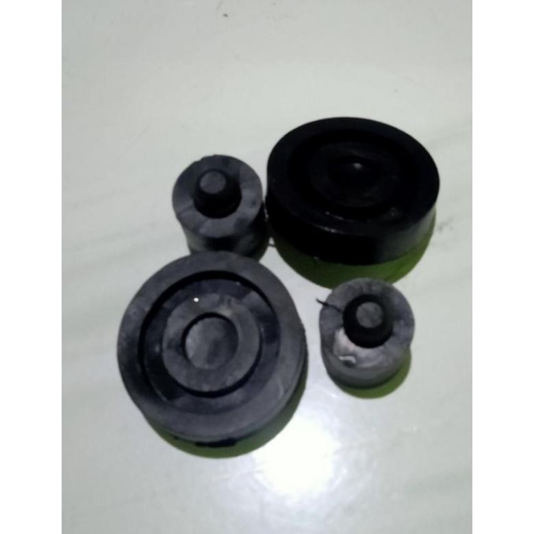 LKJ KARET GANJAL PEREDAM JOK MOTOR RC 100  JET COOLED BRAVO.. TERLARIS