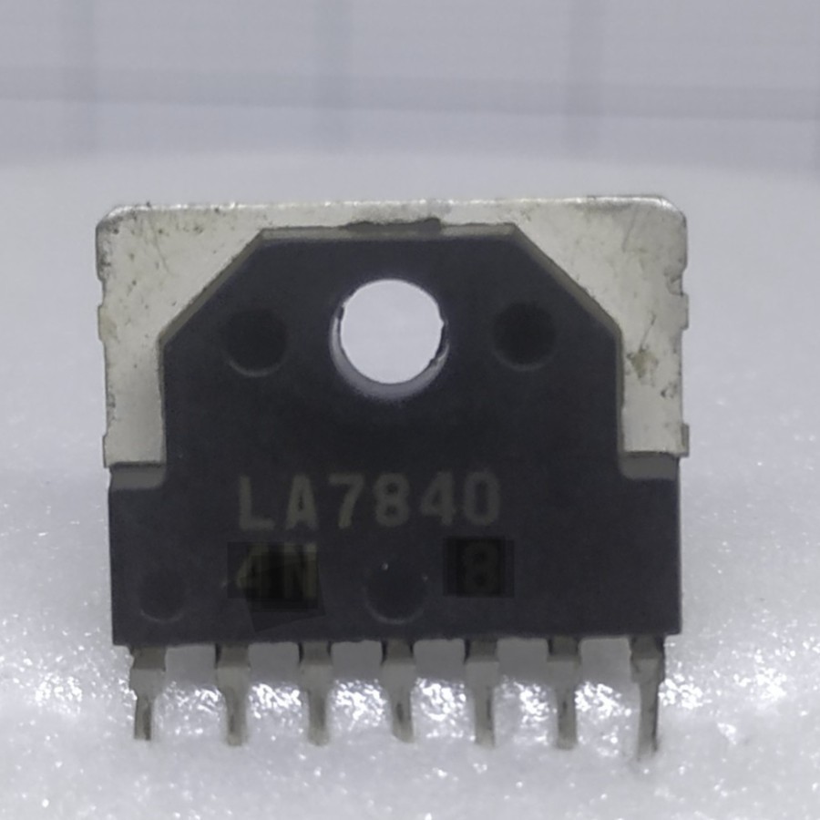 ic vertical LA7840 / LA 7840 IC / la7840 sanyo japan asli