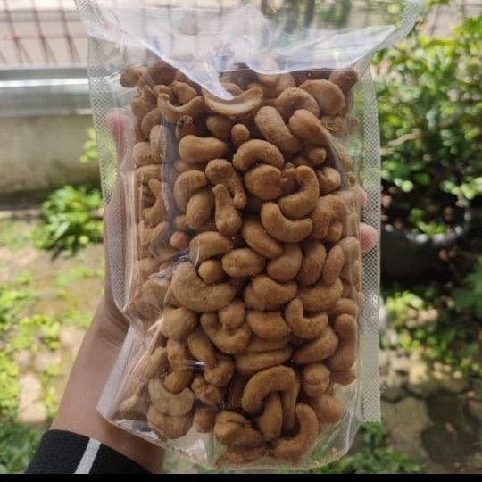 

Kacang Mede Premium Matang Goreng 1 kg Super