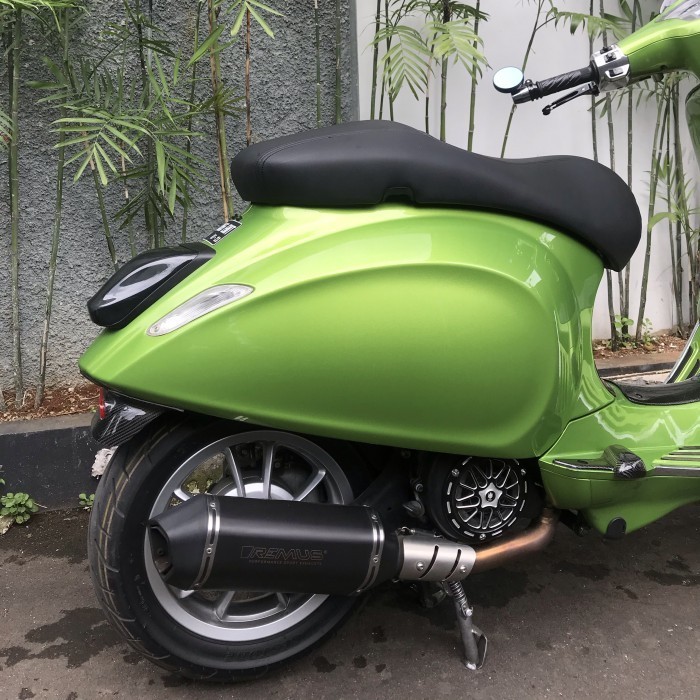 Jok Vespa Sprint Primavera Single Seat Model Sprint Carbon
