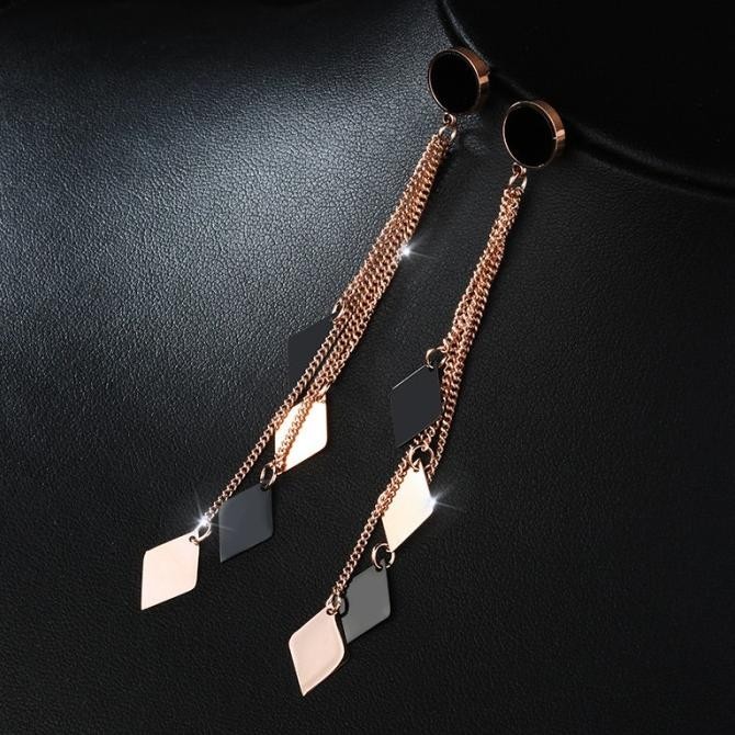 Anting panjang bvl/anting titanium/anting titanium panjang anti karat