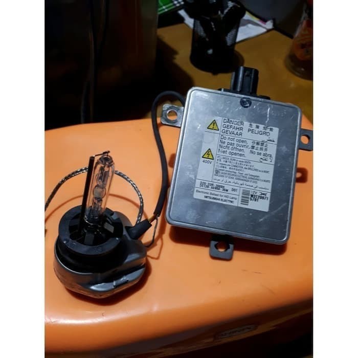 Ballast Dan Bulb Bohlam Mitsubishi Pajero Dakar / Outlander Original