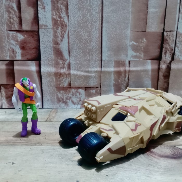 TOP diecast miniatur batmobile tumbler figure joker ultimate batman