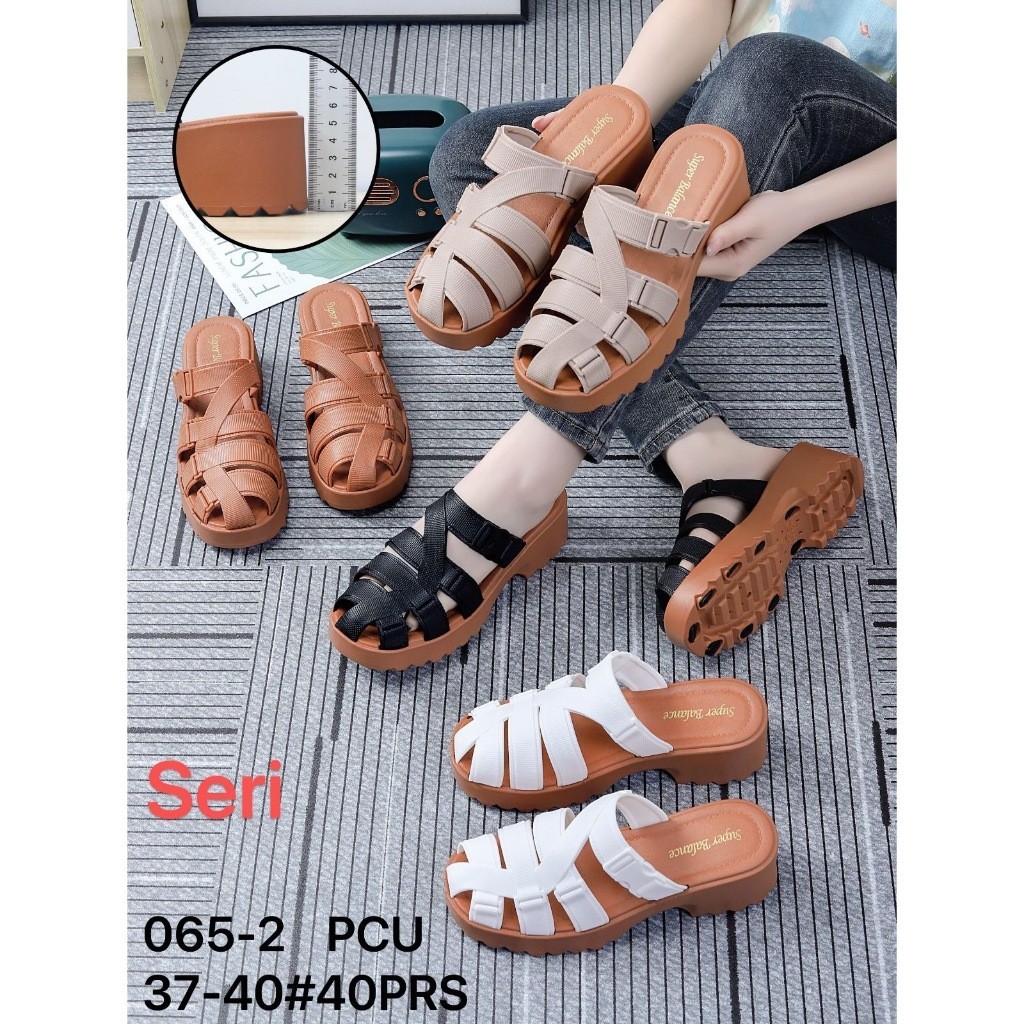 Sandal Karet Wanita // Sepatu Sandal Wanita Selop Karet Balance / 065-2