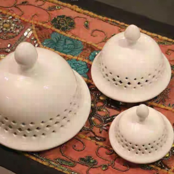 Gra Guci Keramik Putih Set 3Pcs White Temple Jar Hiasan Rumah Mewah Modern