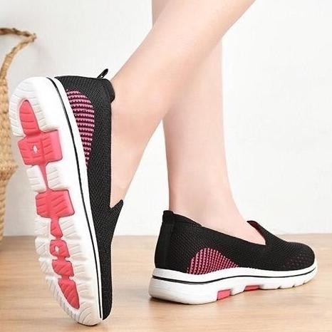 Grizle Sepatu Skecher Santai Slip On Simple Wanita Ringan Import
