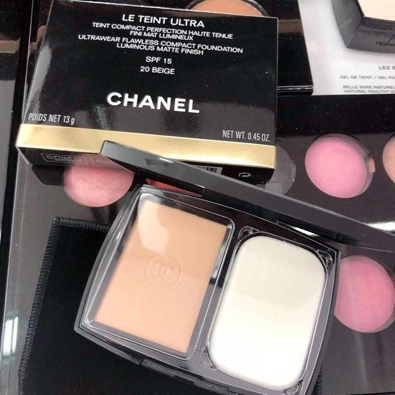 CHANEL Bedak/Compact Powder/Bedak Padat/Powder Ultra Le Teint All-Day Comfort Flawless Finish Compac