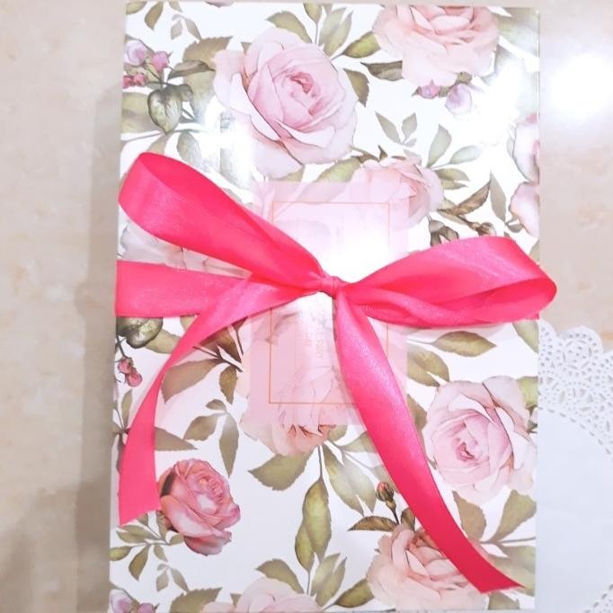 

Giftbox Hadiah Ulang Tahun Anak Perempuan / Giftbox Lucu Cantik