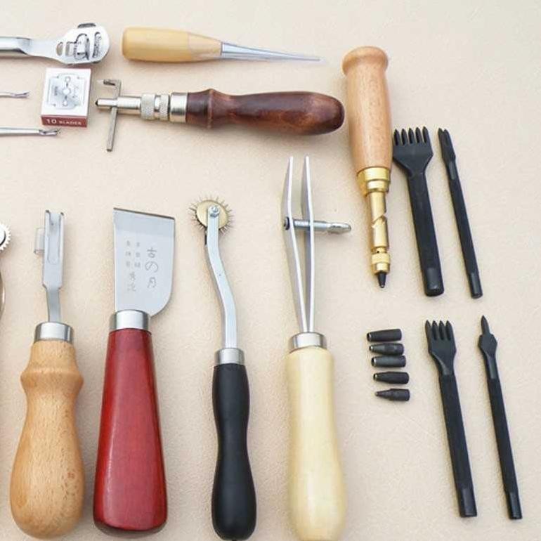 

Aw-96 Peralatan Seni Diy Kulit 18In1/ 12In1/ Leather Craft Stitching Tool Set Wa134 [Terbaru | Terlaris | Promo | Mega Sale | Cuci Gudang | Best Seller | Promo Special | Big Sale | Super Sale | Diskon Gede | Buruan Beli | Diskon Toko | Promo Gila | Mumer