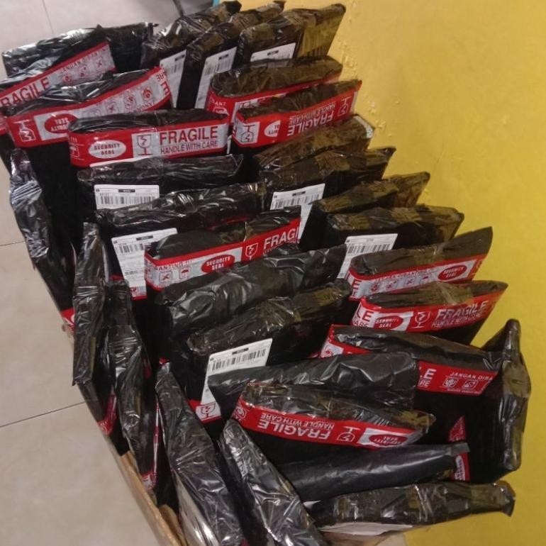 Sale Paket Komplit Raket Bulutangkis Raket Senyawa 2 Raket 2 Grip 1 Tas 1 Slop Kok Raket Badminton G