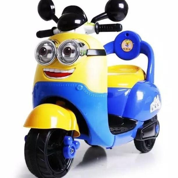 Mainan motor aki MINION pake remote GS