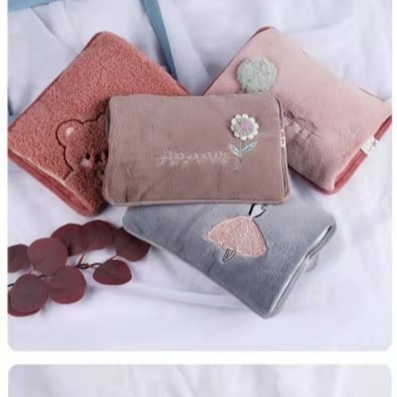 Bantal Air Panas Electrik Bulu Tebal Lembut / Kompres Air Listrik