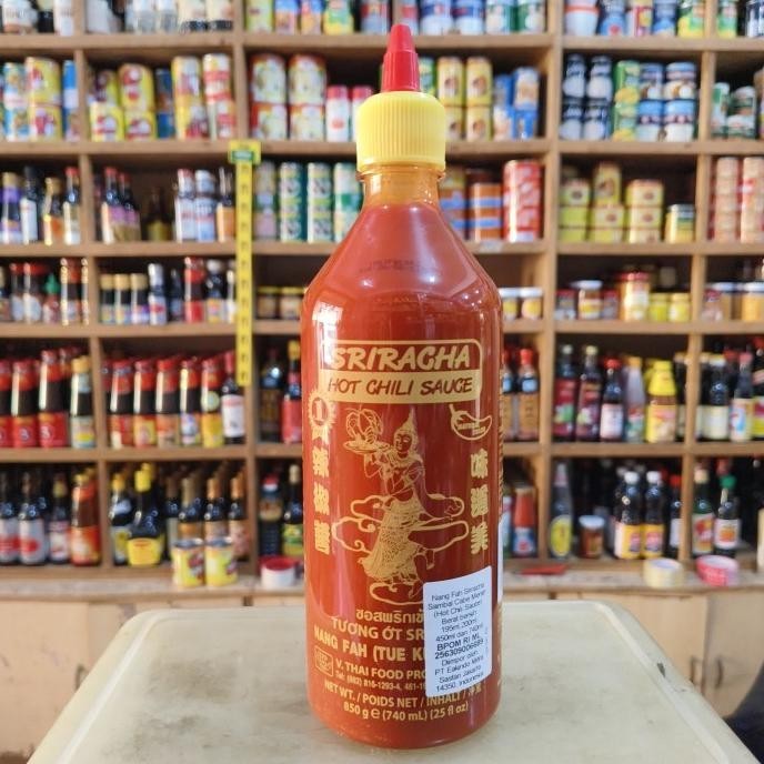

Nang Fah Sriracha Sambal Cabe Merah (Hot Chili Sauce) 740ml BESAR PM