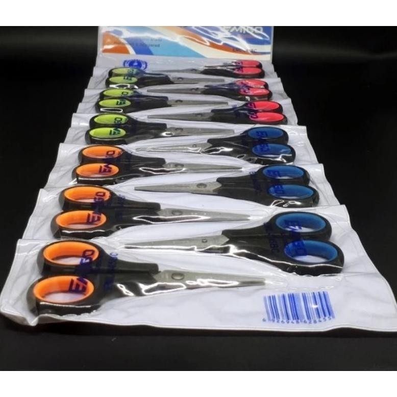 

Gunting Renteng Warna Isi 12 pcs(satu lusin gunting)