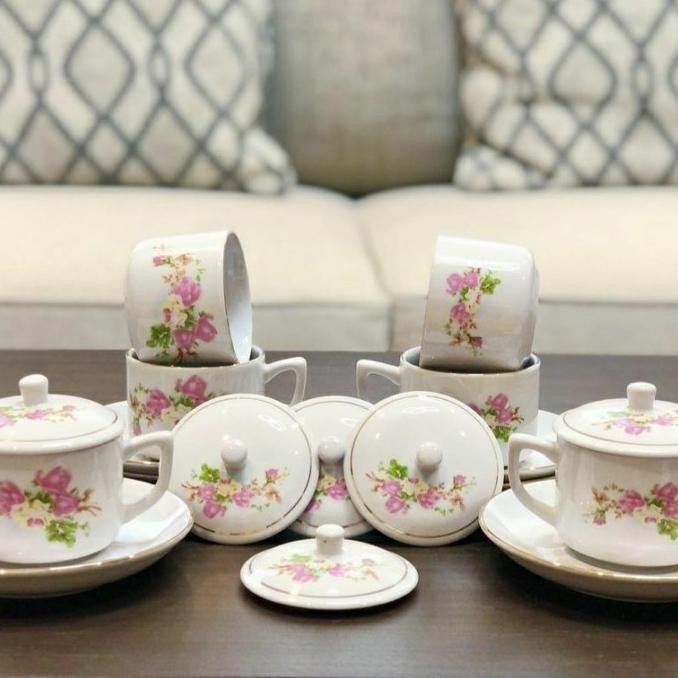 Cangkir Kopi Giras / Cangkir Lepek Tutup Keramik Cafe - Golden Line