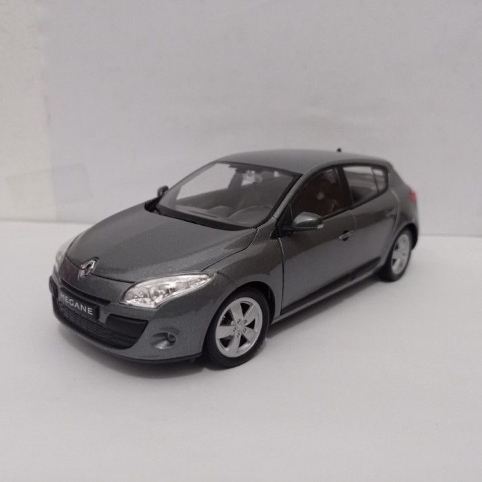 Ane Diecast Mobil Renault Megane Grey Welly 1:24 Miniatur Mobil Koleksi