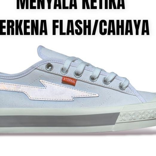 (Bisa Nyala) Sepatu Sneakers Xternal Terns Storm White Reflective Ka
