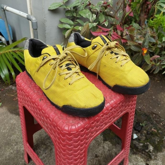SEPATU OUTDOOR COLUMBIA