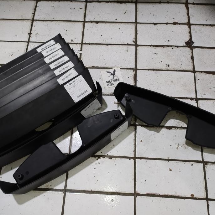 Kualitas terbaik] tooltray Vespa Excel spartan PX original Piaggio Nos mulus