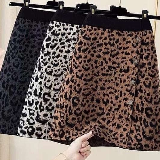 Bawahan Rok Rajut Motif Leopard/Macan