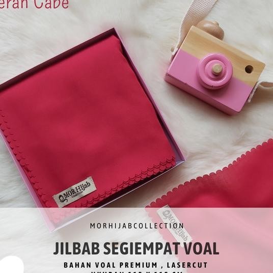 Jilbab Segiempat Syari Hijab Voal Merah Polos Jumbo 140 X 140