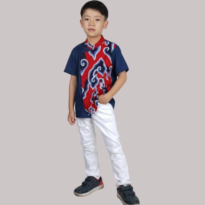 Atasan Batik Anak Laki-Laki Motif Mega Mendung Merah